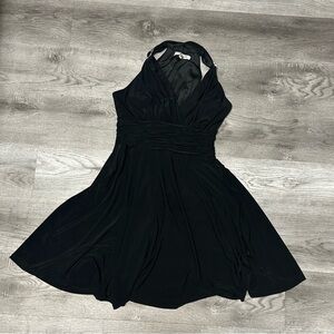 Evan Picone Black Sleeveless Halter Fit and Flare Dress. size 10